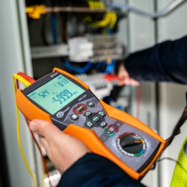 2021-12-15-14-03-20-2